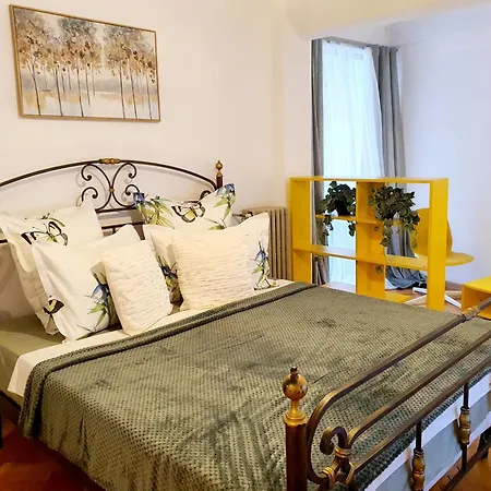 Yellow - Calea Victoriei Apartment Bukarest