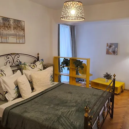 Apartment Yellow - Calea Victoriei