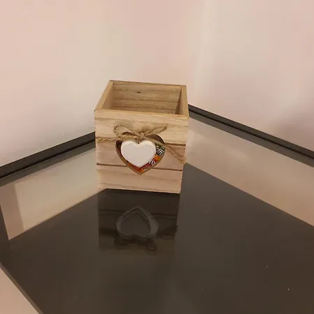 Yellow - Calea Victoriei * Bukarest