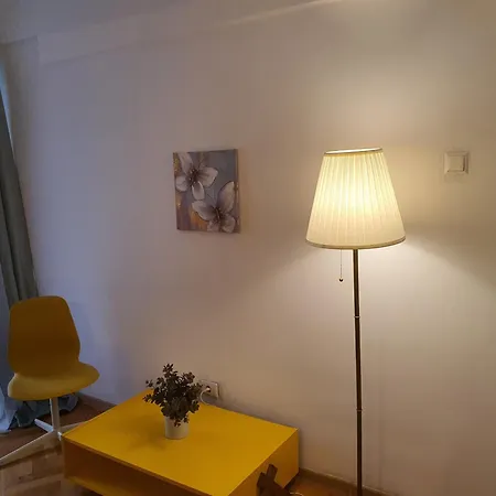 Yellow - Calea Victoriei Bucharest