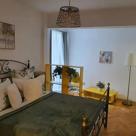 Apartment Yellow - Calea Victoriei Bukarest