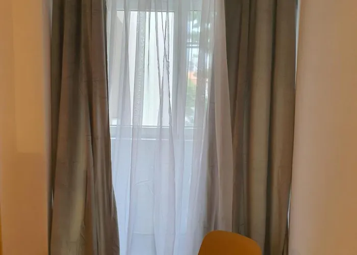 Apartment Yellow - Calea Victoriei Bucharest